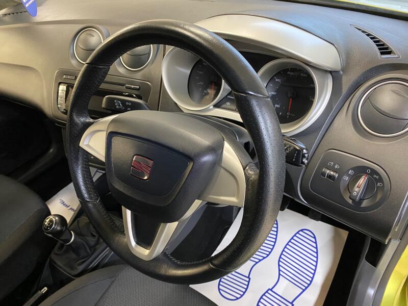 SEAT IBIZA