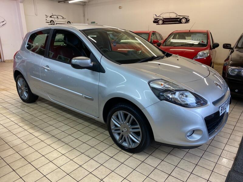 View RENAULT CLIO 1.2 Dynamique TomTom