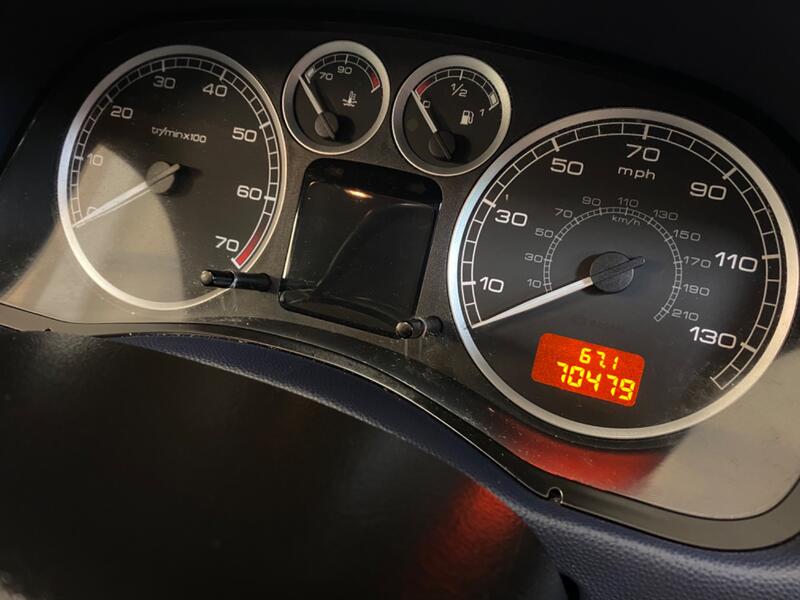 PEUGEOT 307