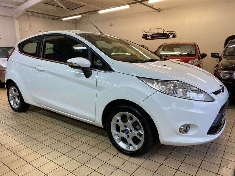 View FORD FIESTA 1.25 Zetec 