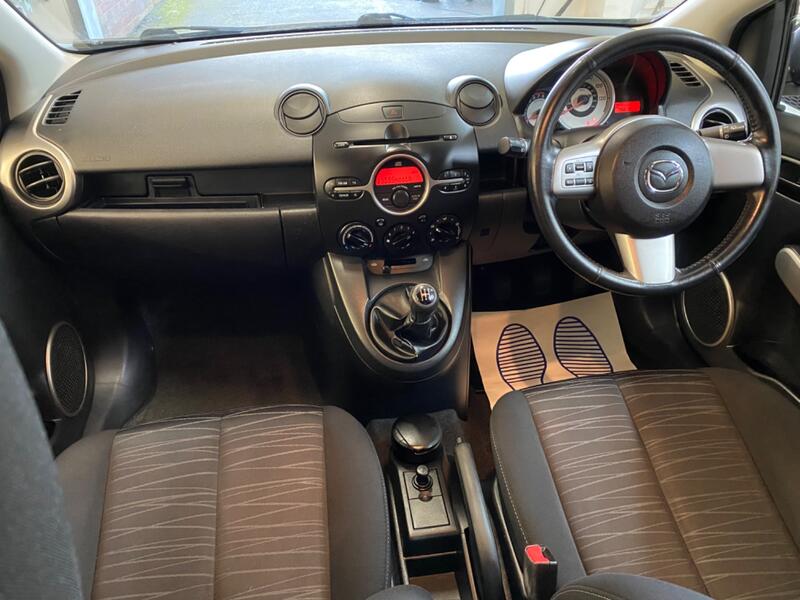 MAZDA MAZDA2