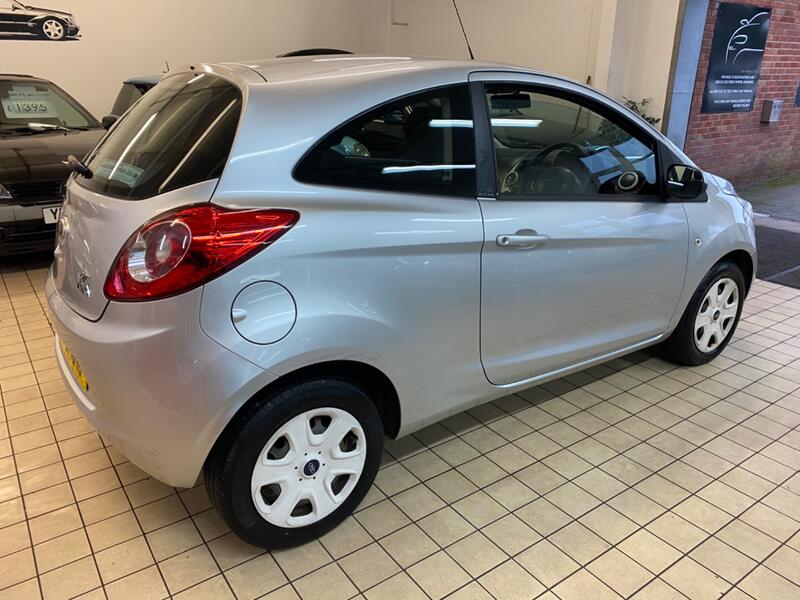 FORD KA