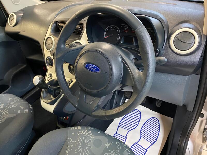 FORD KA