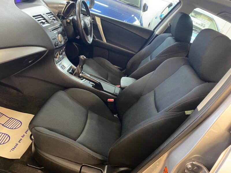MAZDA MAZDA3