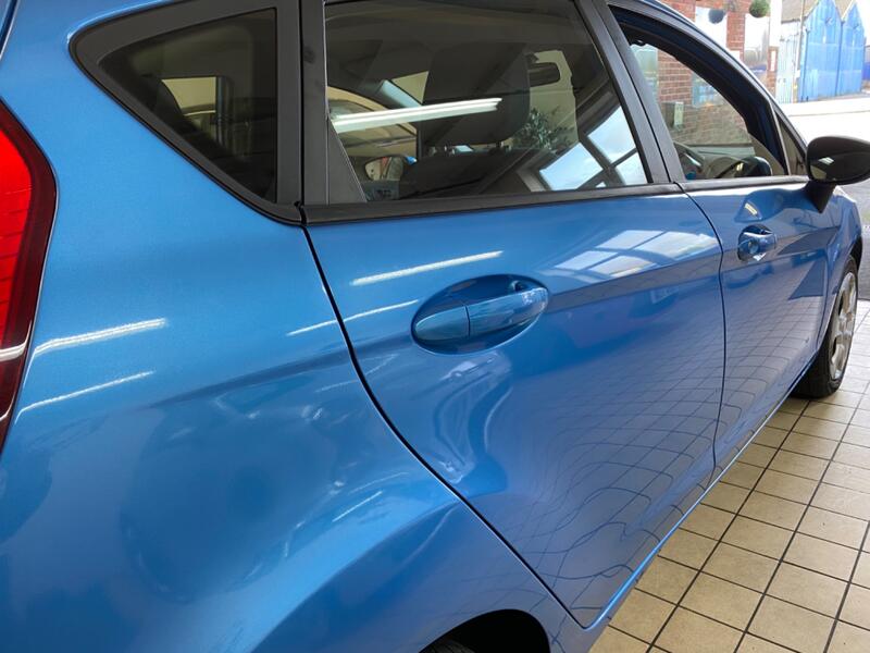 FORD FIESTA