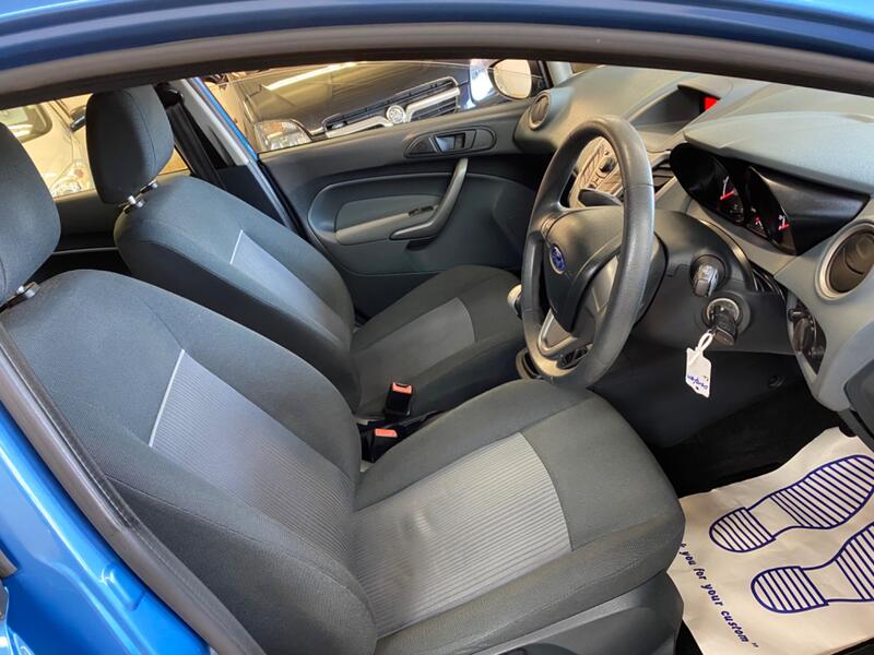 FORD FIESTA