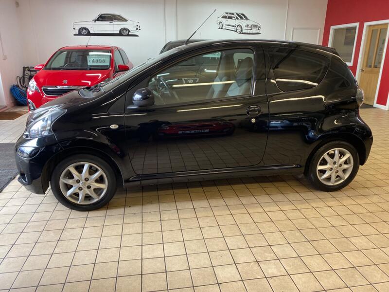 TOYOTA AYGO