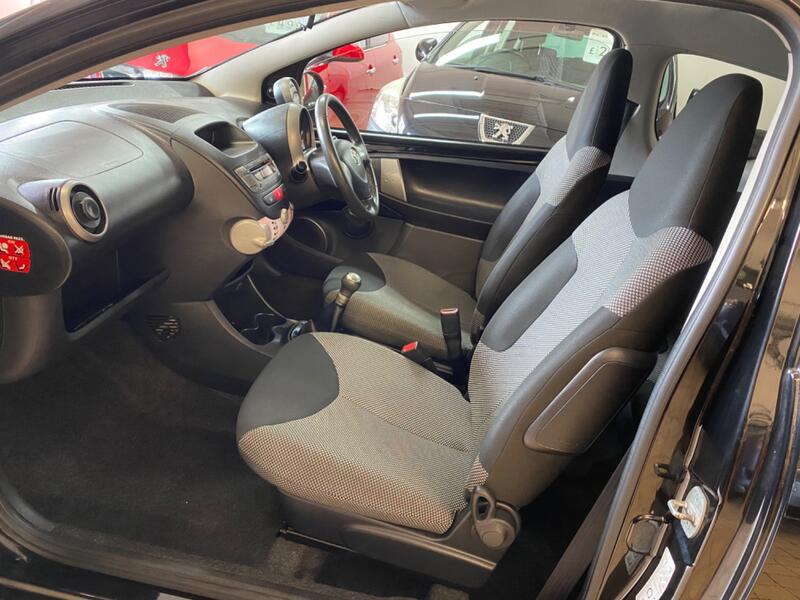 TOYOTA AYGO