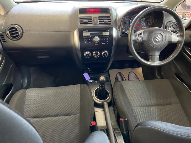 SUZUKI SX4