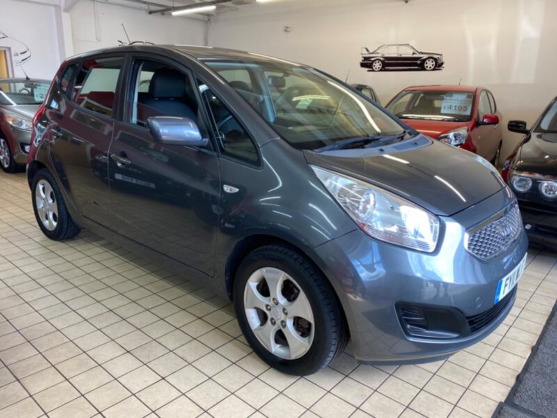 View KIA VENGA 1.4 2