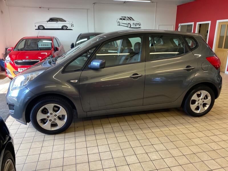 KIA VENGA