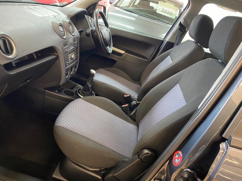 FORD FUSION