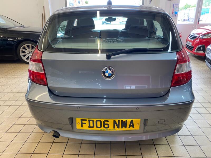 BMW 1 SERIES
