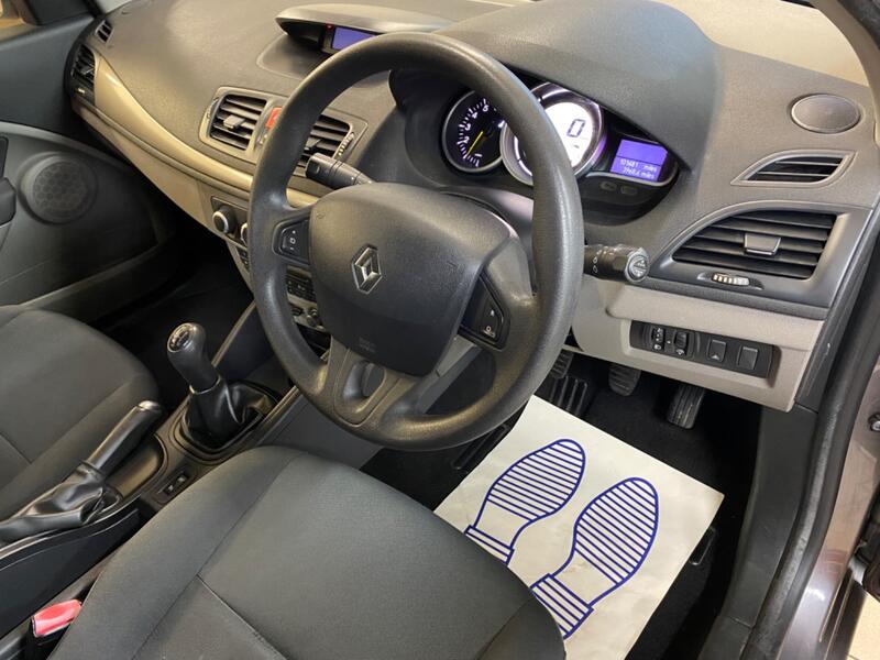 RENAULT MEGANE