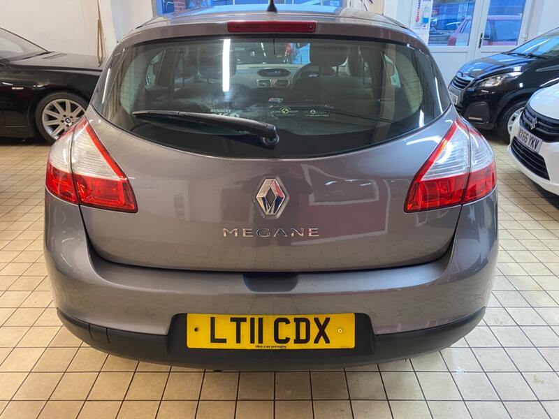 RENAULT MEGANE