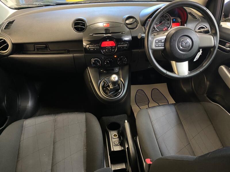 MAZDA MAZDA2