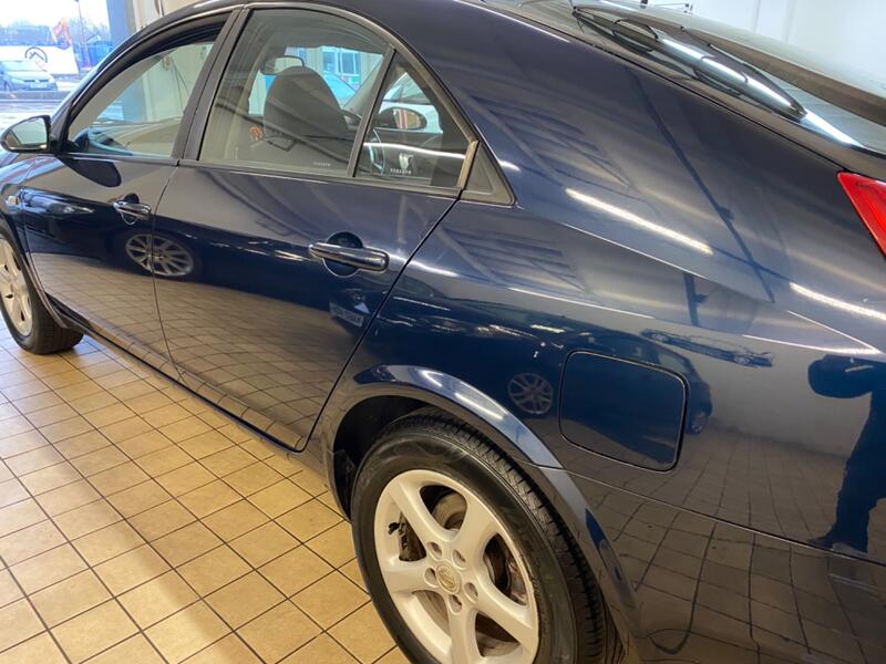 NISSAN PRIMERA