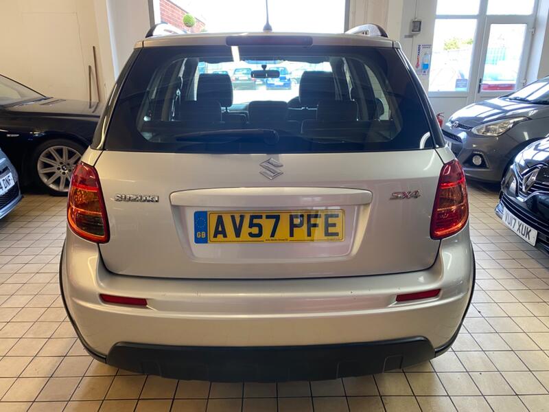 SUZUKI SX4