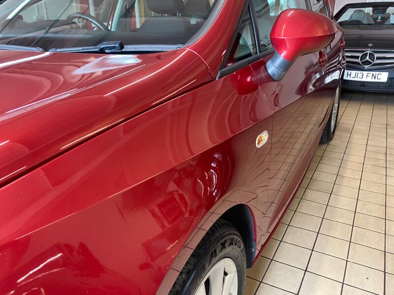 SEAT IBIZA