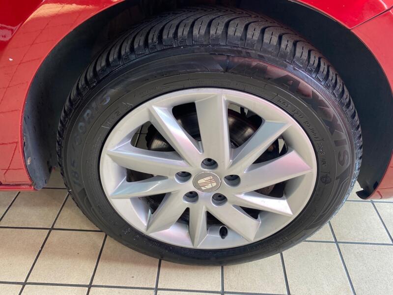 SEAT IBIZA