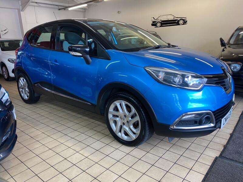 View RENAULT CAPTUR 1.5 Dynamique MediaNav dCi 90 Stop & Start