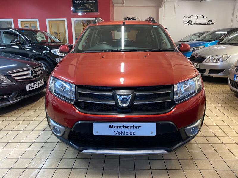View DACIA SANDERO STEPWAY 0.9 Stepway Laureate TCe 90