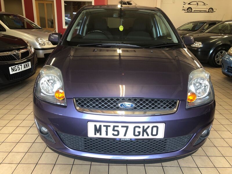 View FORD FIESTA 1.25 Zetec Climate 3dr