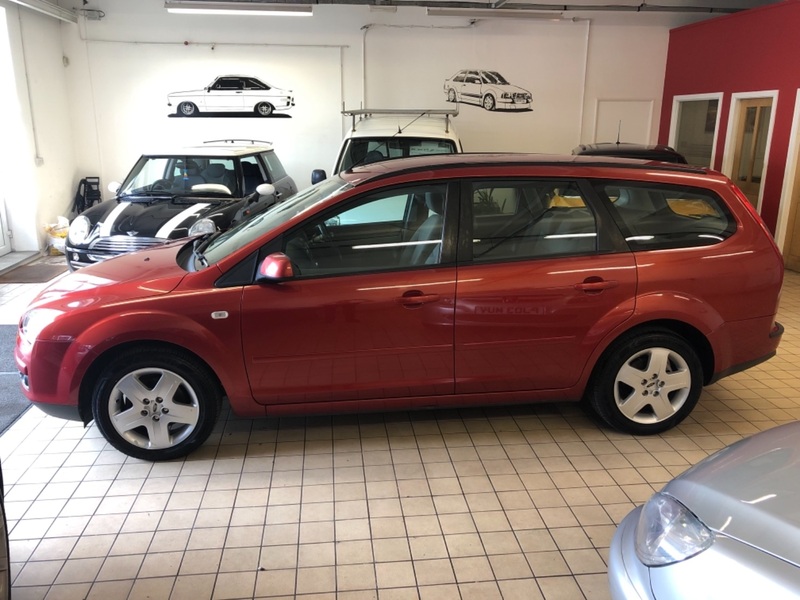 FORD FOCUS