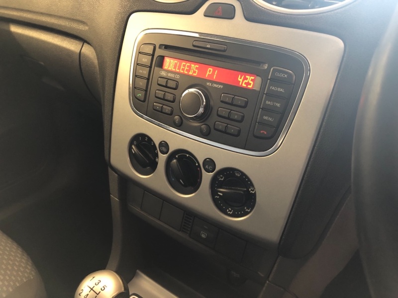 FORD FOCUS