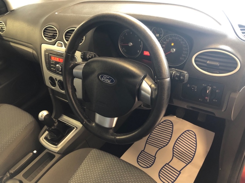 FORD FOCUS