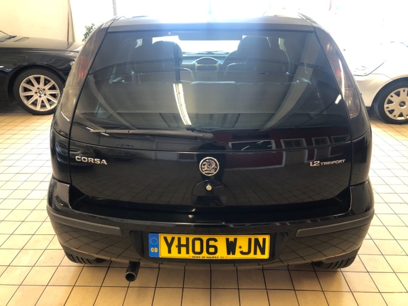 VAUXHALL CORSA