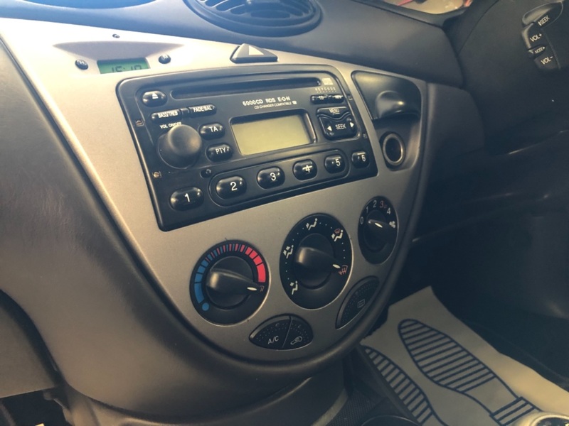 FORD FOCUS