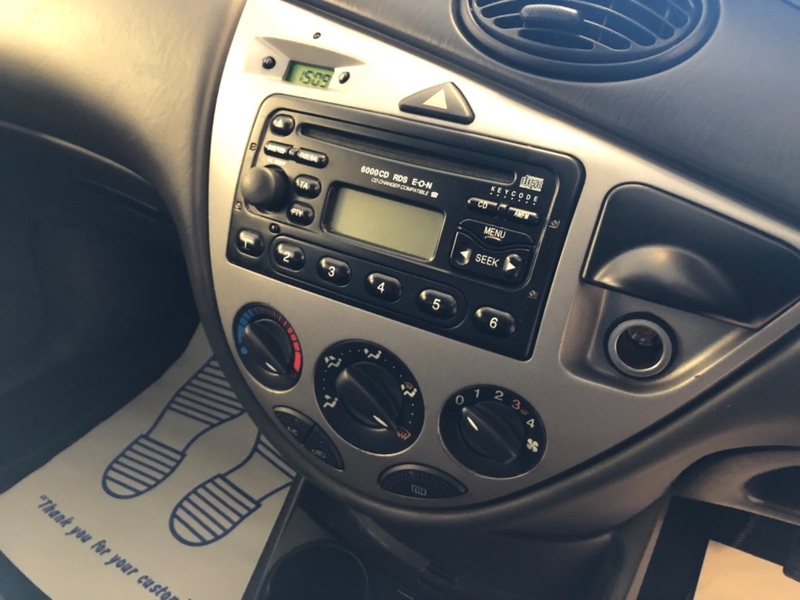 FORD FOCUS