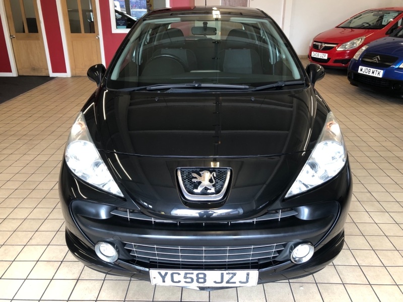 View PEUGEOT 207 SPORT