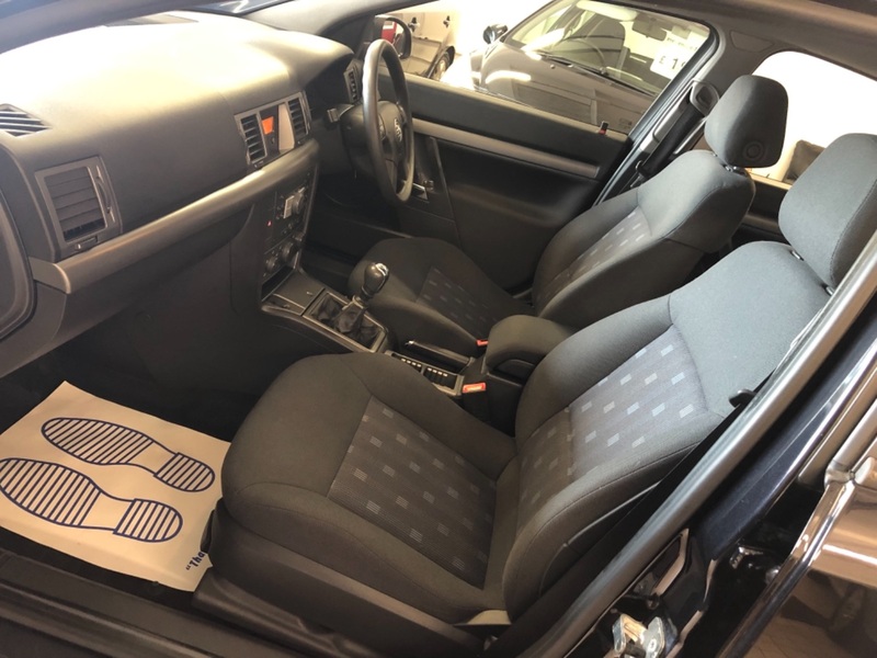 VAUXHALL VECTRA