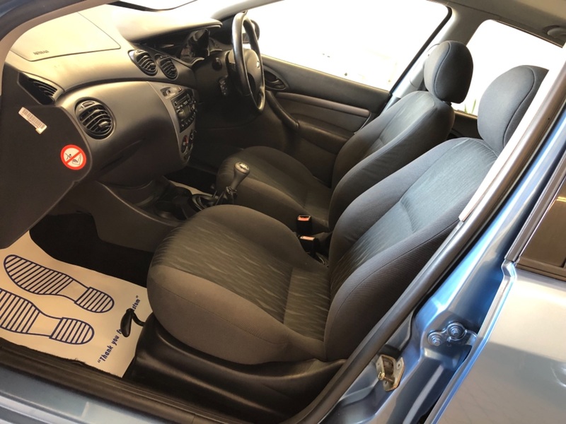 FORD FOCUS