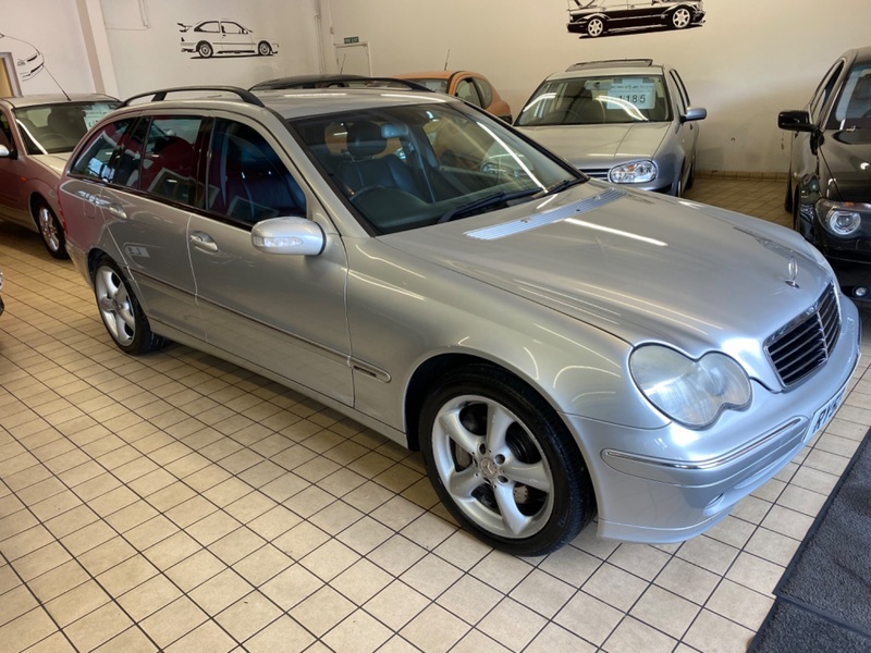 View MERCEDES-BENZ C CLASS C200 CDI AVANTGARDE SE