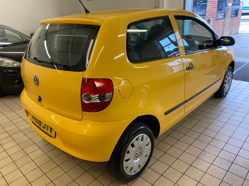 VOLKSWAGEN FOX
