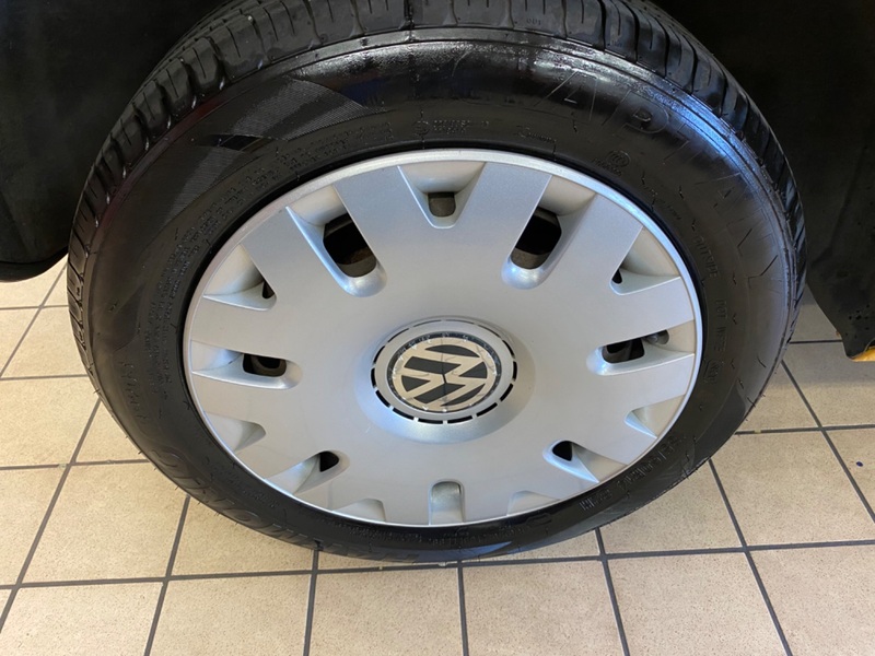 VOLKSWAGEN FOX