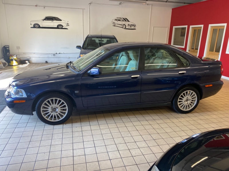 VOLVO S40