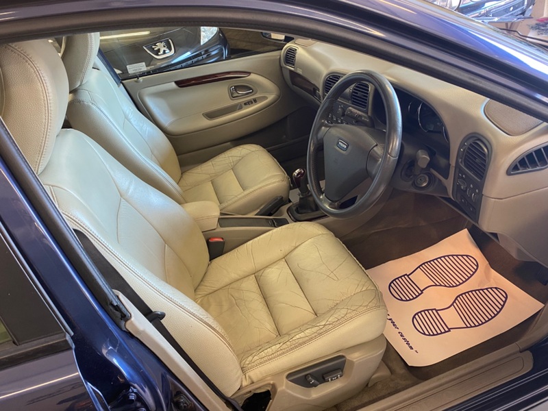 VOLVO S40