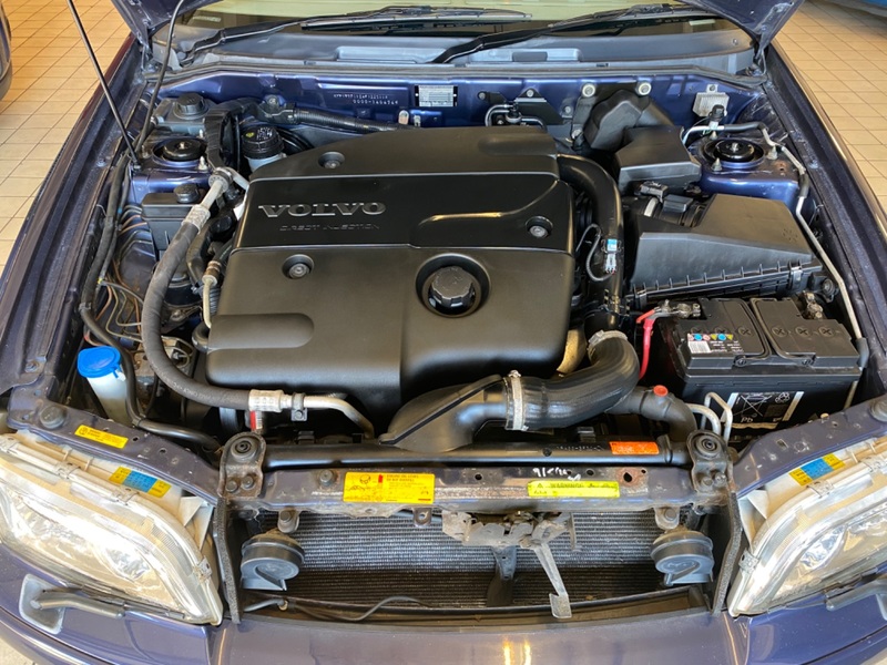 VOLVO S40