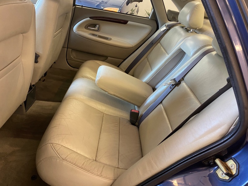 VOLVO S40