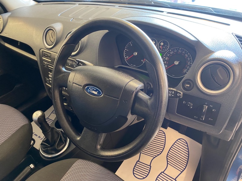FORD FUSION