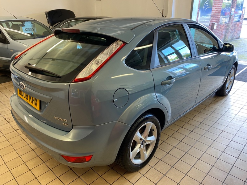FORD FOCUS