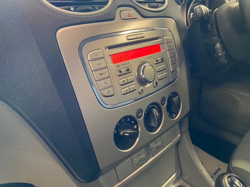 FORD FOCUS