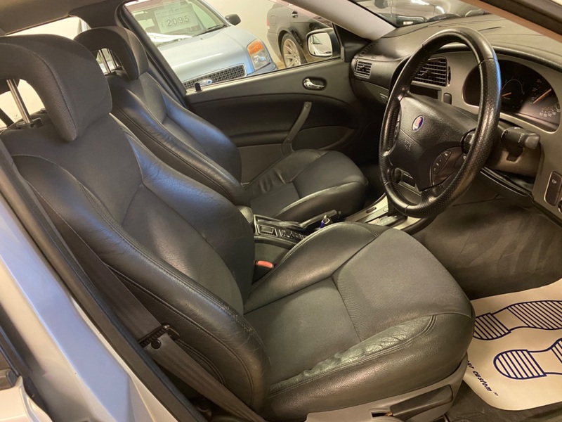 SAAB 9-5