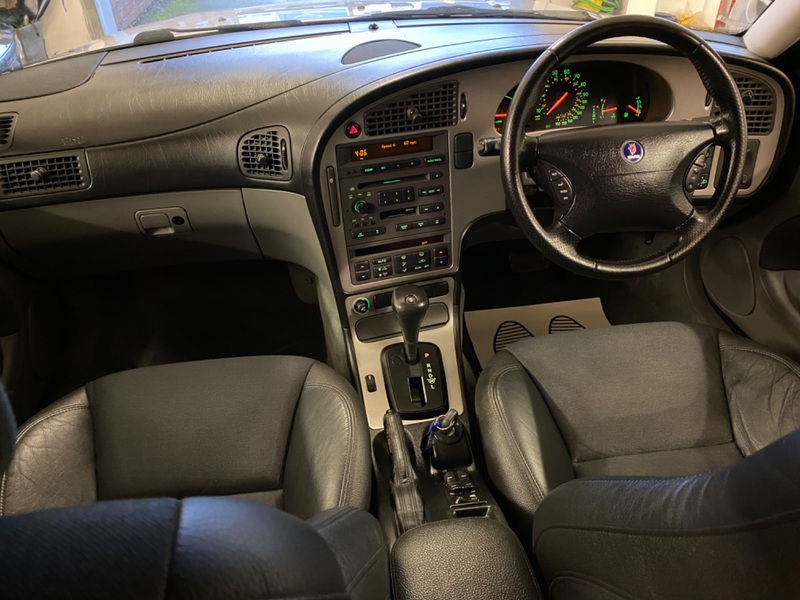 SAAB 9-5