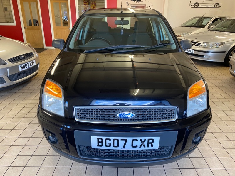 View FORD FUSION ZETEC CLIMATE