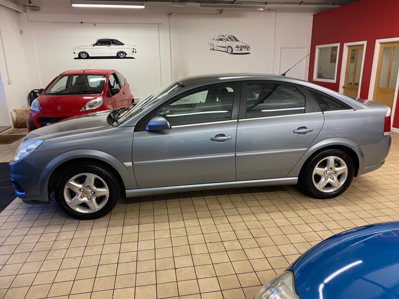 VAUXHALL VECTRA